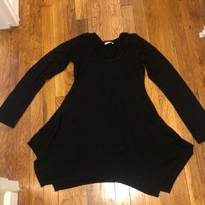 Black Flowy Top